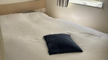 2 bedrooms, bed sheets