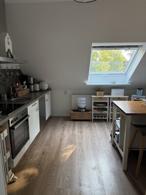 Private kitchen - Cozy oasis of peace - 90m² apartment near Lüneburg (Adendorf)