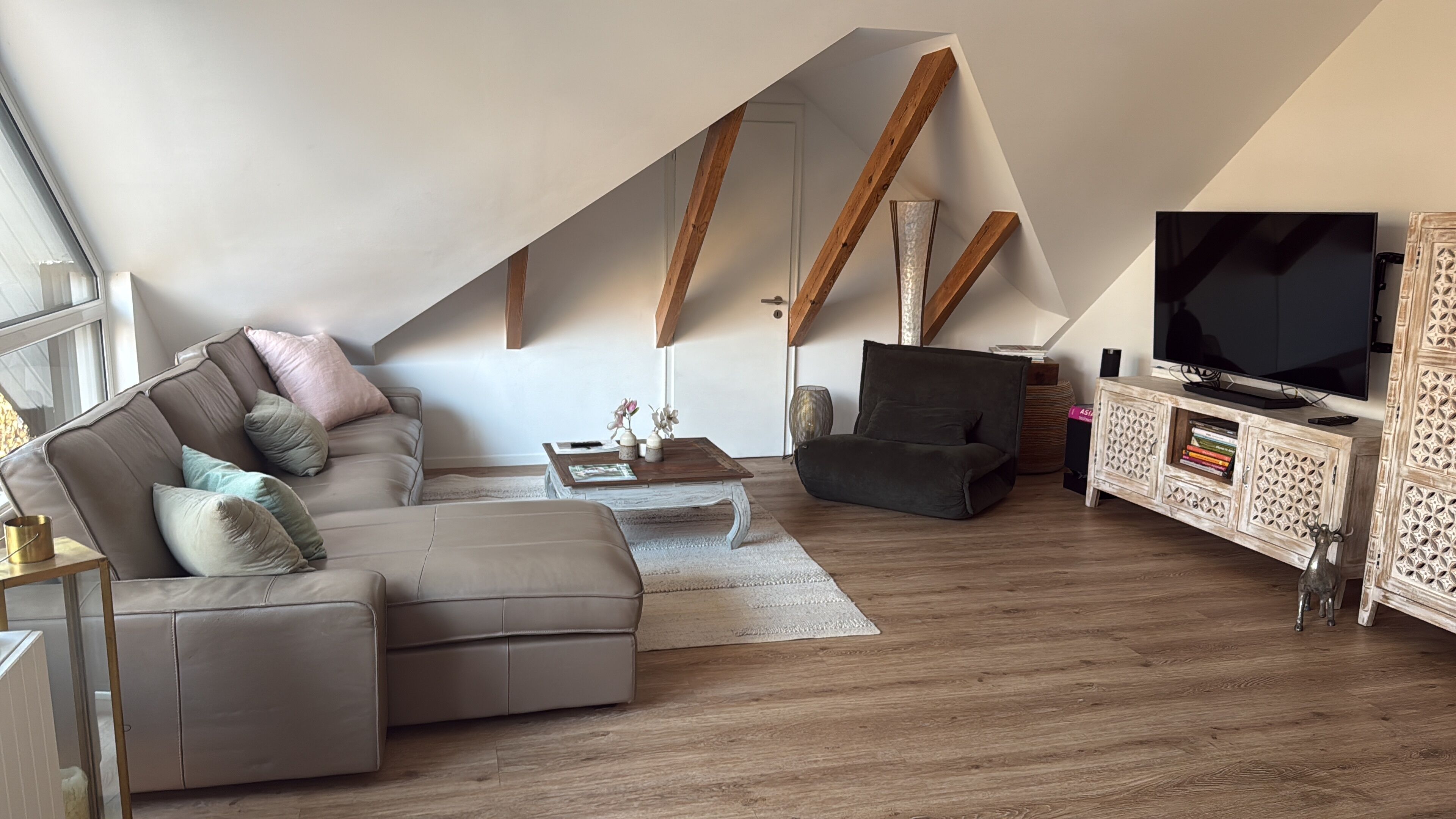 リビング エリア