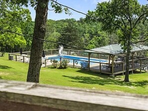 Outdoor pool - Deluxe Studio (Branson West)