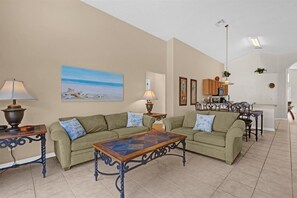 TV - Family Pool Home|Gated Community|Minutes to Disney (Davenport)