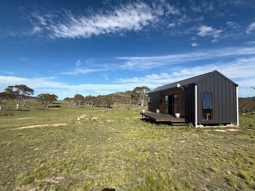 Sugarloaf Hill, a quiet country escape only a short drive from town.