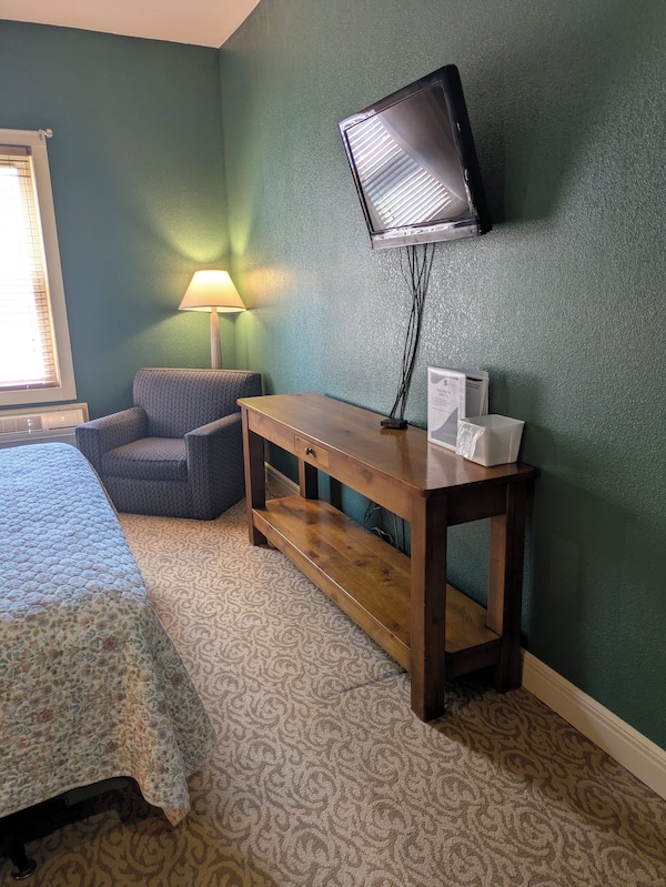 Saint George Hotel - Leavenworth, KS