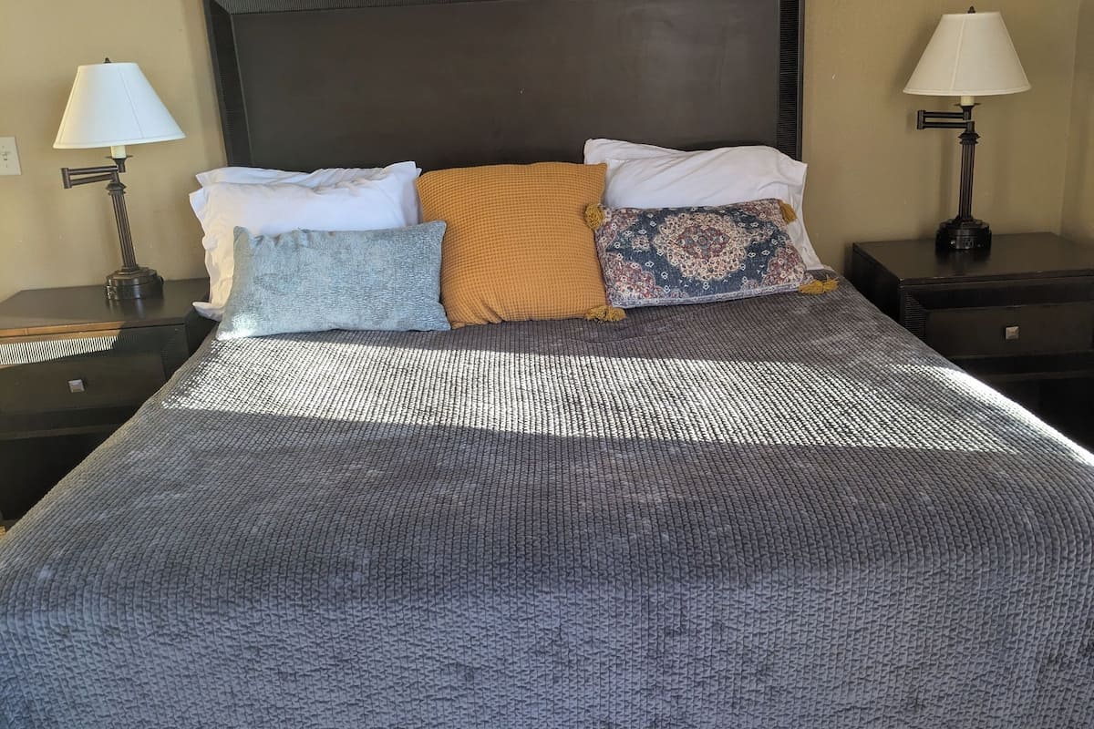 Suite estudio, vistas a la ciudad | Wifi gratis