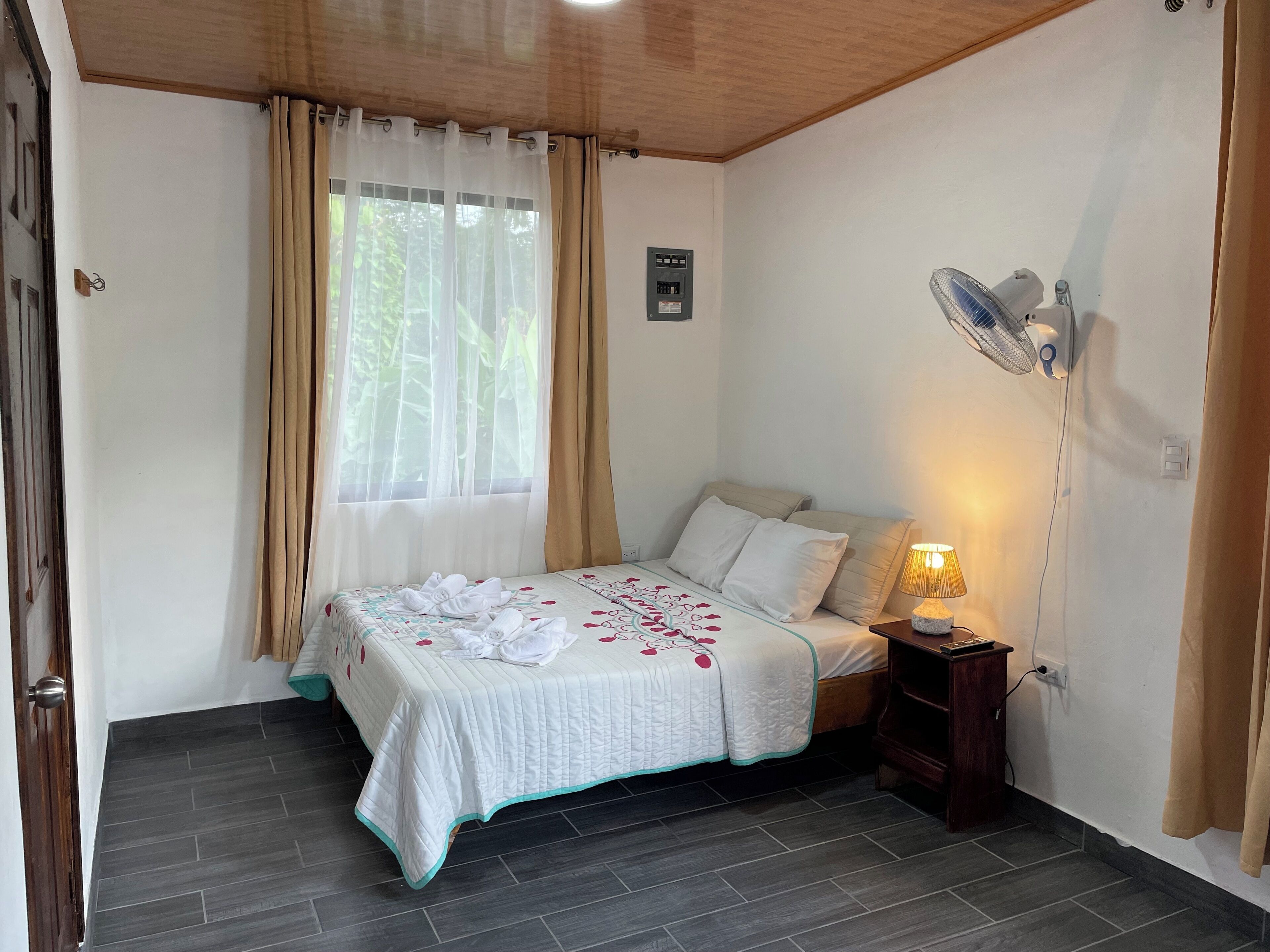 1 dormitorio, wifi, ropa de cama