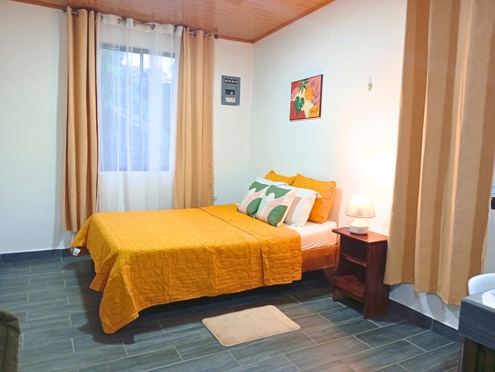 1 habitación, wifi y ropa de cama 