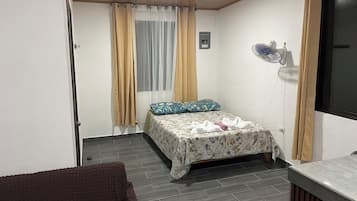1 bedroom, WiFi, bed sheets