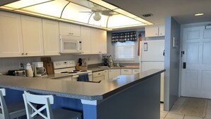 Private kitchen - Premiere Oceanfront Condo - Stunning Views, New Pool, Right on the Beach! (Daytona Beach)