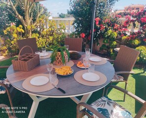 Outdoor dining - Casa Ellen in Los Alcazares Spanien (Los Alcázares)