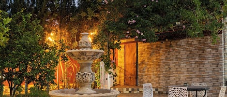 屋外ダイニングエリア