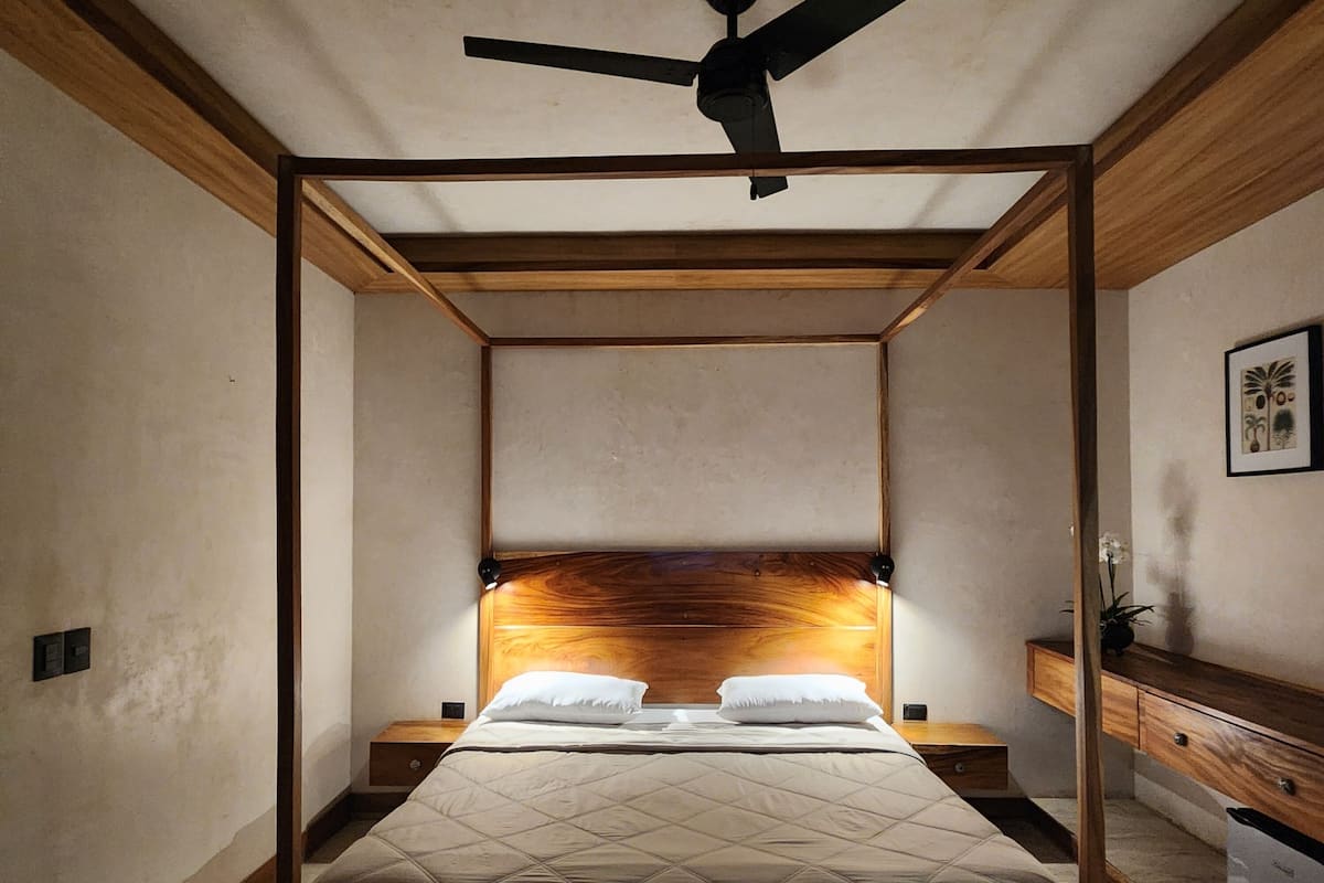 Deluxe Room | Free WiFi