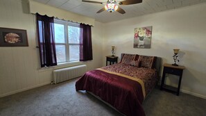 3 chambres, fer et planche à repasser, Wi-Fi gratuit, draps fournis