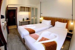 In-room safe, desk, laptop workspace, blackout curtains - Kennedia International Hotels & Suites (Bengaluru)