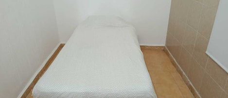 2 bedrooms, Internet, bed sheets