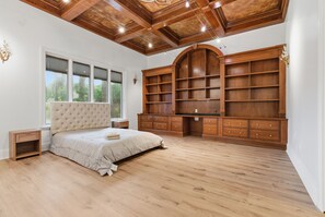 8 habitaciones, wifi y ropa de cama 