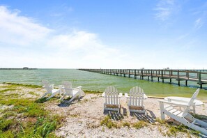Property grounds - Waterfront Community with Private Pier + Pool (Rockport)