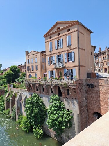 Le Petit Marché de Sainte Cécile - Cathedral - Hyper Centre