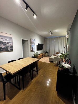 Interior - Leblon Penthouse: Everything within walking distance! (Rio de Janeiro)