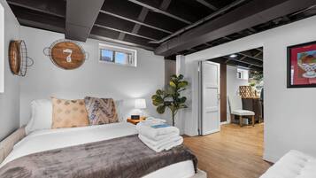 3 Schlafzimmer, Bügeleisen/Bügelbrett, Reisekinderbett, WLAN