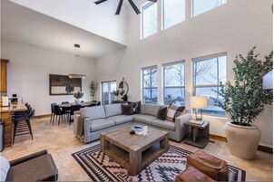 Casa de lujo, 4 habitaciones | Zona de estar