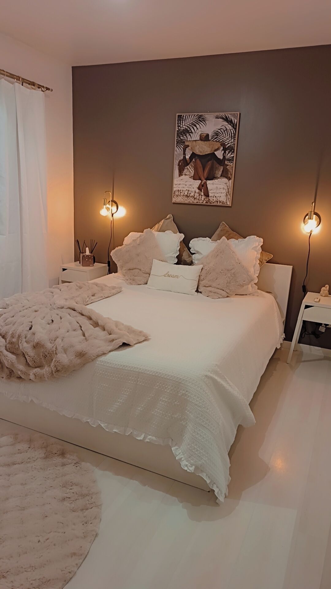 Iron/ironing board, internet, bed sheets