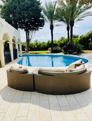 Pool - Very clean Villa in Ceasaria (Caesarea)