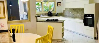 Very clean Villa in Ceasaria