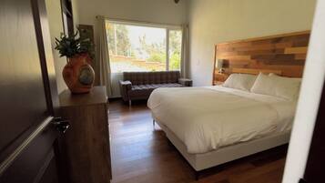 4 Schlafzimmer, Bügeleisen/Bügelbrett, Bettwäsche, Rollstuhlgeeignet