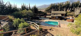 Scenic Cabin - BBQ & Pool Near Elqui Valley