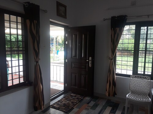 Peaceful 5-bedroom house perfect for relaxing stays in Thrissur, Kerala, India