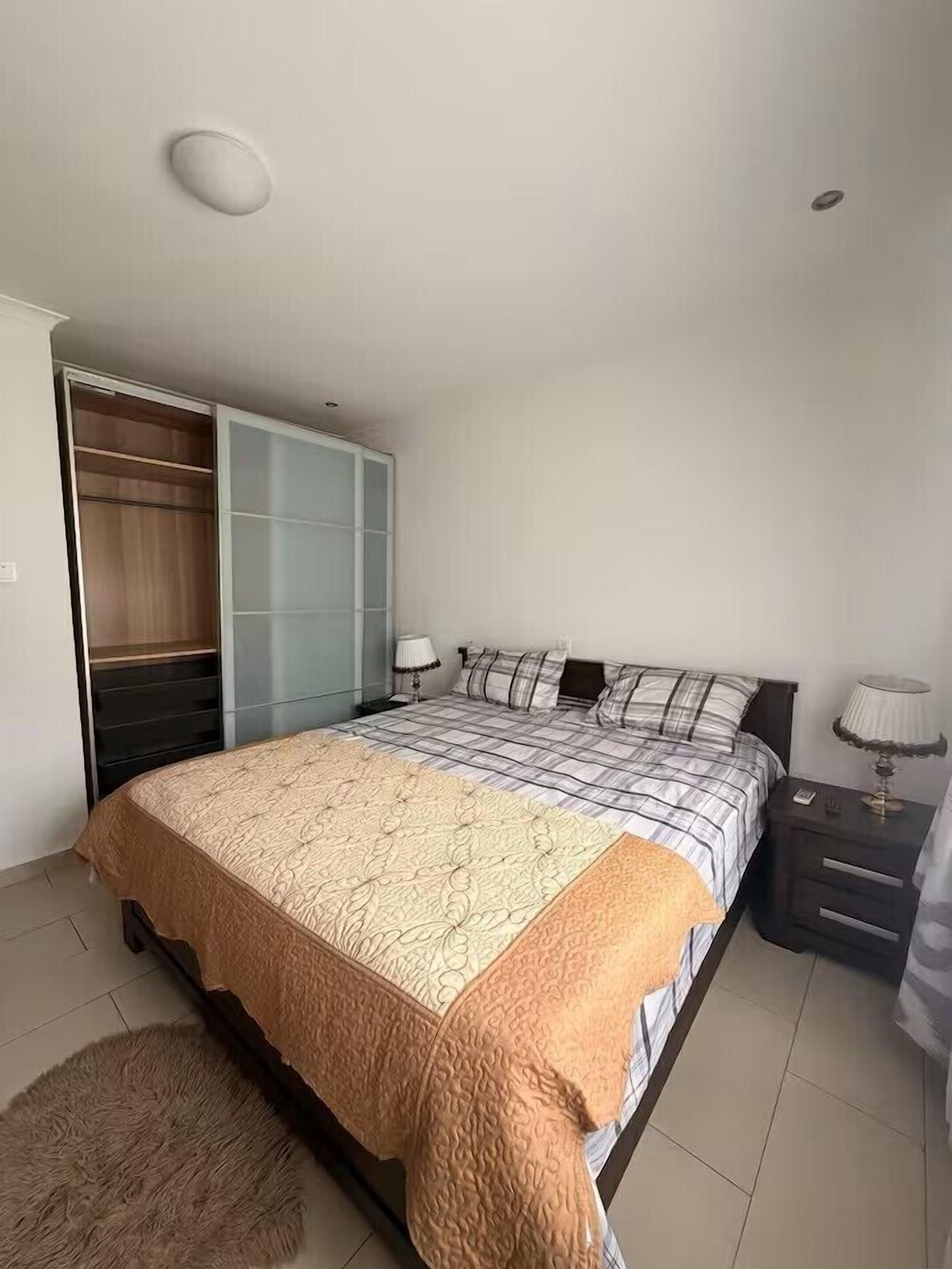 Familieleilighet, balkong, hageutsikt | Strykejern/-brett og wi-fi (inkludert)