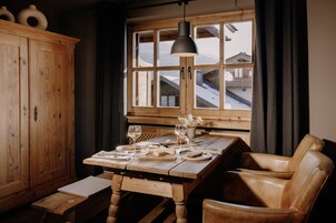 Cubrecamas, wifi gratis y ropa de cama 