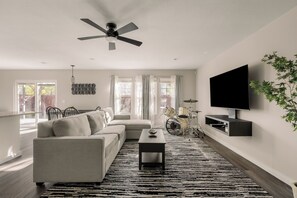 Living area - COTA House (Austin)