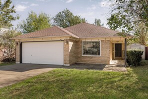 Exterior - COTA House (Austin)