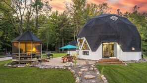 Exterior - The Dome Home on Lake Holcombe! (Holcombe)