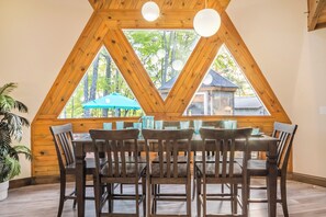 Dining - The Dome Home on Lake Holcombe! (Holcombe)