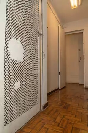 Interior - Central apartment – Nearby Brás, March 25th and Republic (São Paulo)