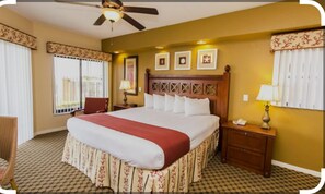 2 chambres, coffres-forts dans les chambres, fer et planche à repasser