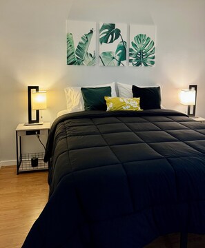 2 habitaciones, tabla de planchar con plancha, wifi y ropa de cama 