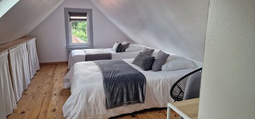 Modern house in a perfect location for enjoying the sea and the port.