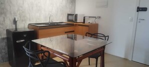 Dining - Apartment in the Rio Wonder Condominium - Downtown Rio de Janeiro. Close to EVERYTHING. (Rio de Janeiro)