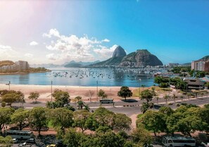 Beach - Apartment in the Rio Wonder Condominium - Downtown Rio de Janeiro. Close to EVERYTHING. (Rio de Janeiro)