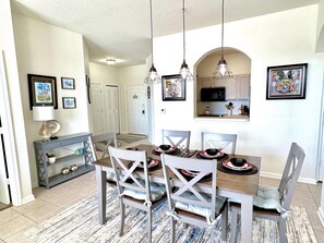 Dining - New !! Amazing Condo with a View/Water Park/Windsor Hills Resort near Disney (Kissimmee)