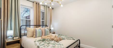 2 bedrooms, in-room safe, iron/ironing board, travel crib