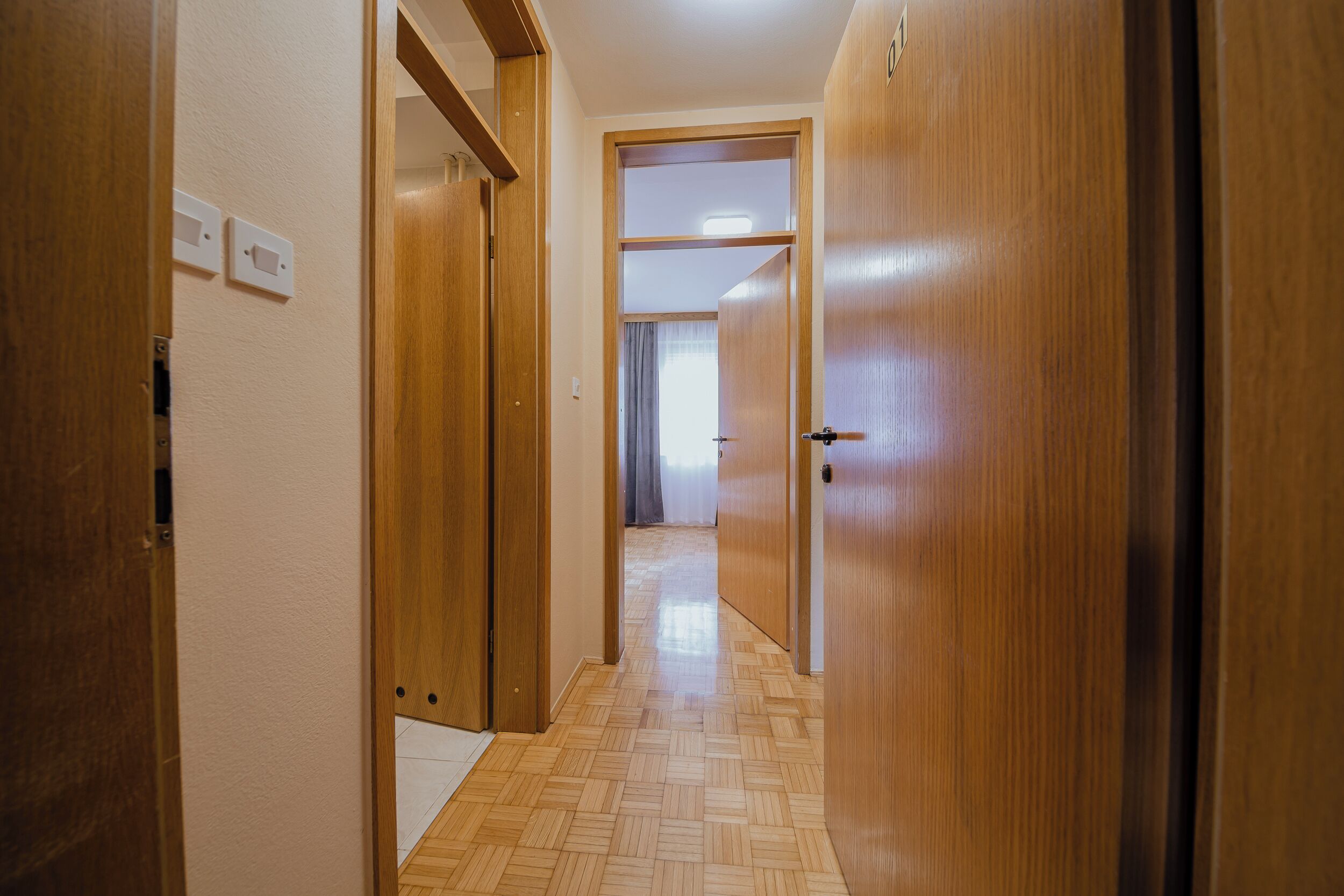 Standard dubbelrum - 1 queensize-säng | Gratis wi-fi