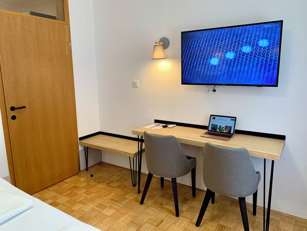 Standaard tweepersoonskamer, 1 queensize bed | Gratis wifi