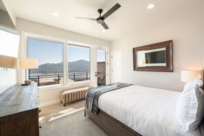 Luxury Townhome, Lake View | Free WiFi - Jordanelle Klaim 72 (Hideout)