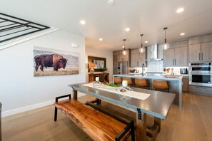 Luxury Townhome, Lake View | Dining - Jordanelle Klaim 72 (Hideout)