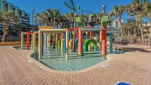 Children's area - Charming studio in soothing Myrtle Beach with fitness room, multiple pools (Myrtle Beach)