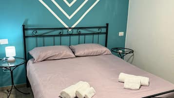 Fer et planche à repasser, Wi-Fi, draps fournis